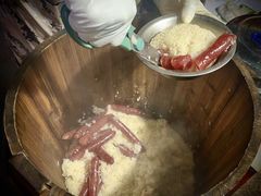 -梁阿婆廿年老牌扣肉糯米饭