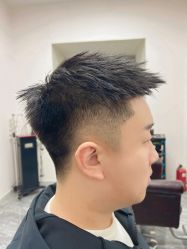 -海文先生国潮烫染男士理发馆
