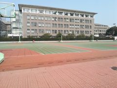 -北京大学五四田径场