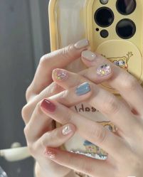 -悦指间美甲美睫美肤