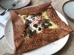 鸡蛋蘑菇熏肉荞麦可丽饼-RAC BAR(安福路店)