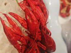 -肥肥虾庄·金牌油焖大虾(汉街SKP店)