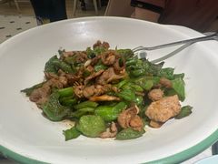 -荷花亭·湖北融合菜(中商广场店)