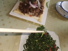 -苏莱特色牛骨滩羊手抓馆(长城东街总店)