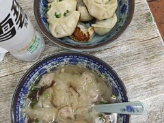 -无名氏宵夜小摊(祝家三姐妹馄饨店)