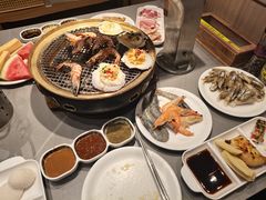 -山焱·炭火自助烤肉(周浦万达店)