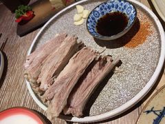手抓羊排-那时新疆·车师(大宁音乐广场店)