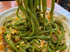 特色三合一-手擀菠菜面(西康路店)