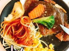 -汤姆家的牛排意面披萨(融创茂店)