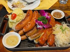 香肠拼盘-申德勒加油站餐厅(三里屯北小街店)
