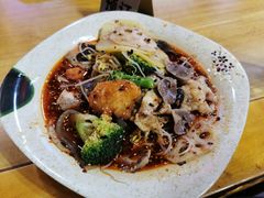 -八一路好吃街(雨田商务大厦店)