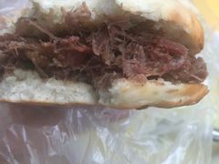 -老西关黄老太牛肉烧饼