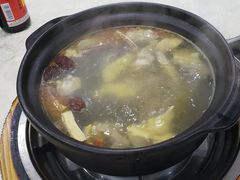 -濠轩阁特色生蚝火锅(水湾路店)