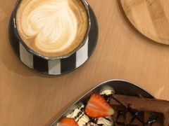 拿铁咖啡-拾壹cafe·工作室
