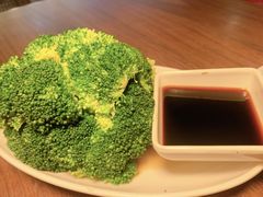 白灼西兰花-来龙里 精致 东南亚餐室(万象城店)