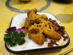 避风塘鸡中翼-天宝食坊·啫啫煲大排档(西华路店)