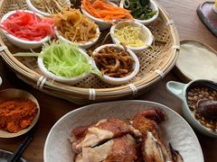 -包整·丝娃娃(一览甲秀楼风景店)