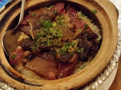 腊肉煲仔饭-粤仔湾砂锅粥(滨湖万达店)