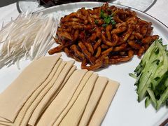 京酱肉丝-北平楼·烤鸭·北京菜(牡丹园店)