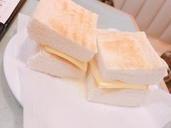 鮮油奶多-华嫂冰室(尖沙咀店)