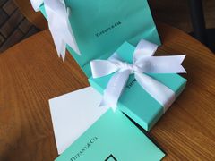 -Tiffany & Co.蒂芙尼
(杭州大厦店)
