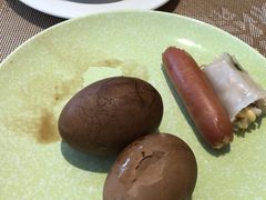 -华邑酒店·鲜艳全日自助餐厅
