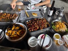 -小山羊功夫串·泰安烧烤·海鲜小炒老地摊店