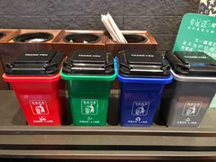 -星巴克(杭州湖滨银泰E区店)