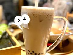 大红袍珍珠奶茶-湊湊火锅·茶憩(杭州湖滨银泰in77店)