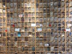 -猫的天空之城概念书店(杭州南宋御街店)