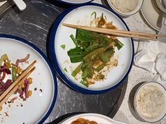 -三人行骨头王火锅(长寿店)