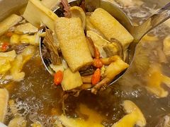 -黔蘑菇四季餐厅(观山湖店)