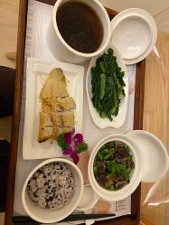 -莉泽月子中心(凯旋江景店)