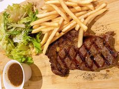 -火车头法国西餐厅