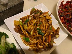 萝卜干腊肉-嘉丰湘菜馆(芳群园店)