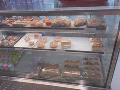 面包甜点陈列柜-红叶蛋糕(广达路总店)