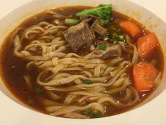 -康师傅私房牛肉面(马泉营奥莱店)