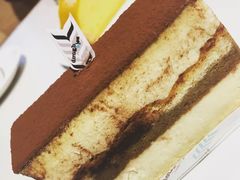 -Dough&Joe团憩(瑞虹天地月亮湾店)