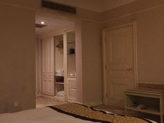 -北京拉斐特城堡酒店