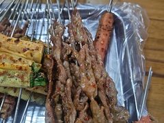 -亨利烧烤(理想山店)
