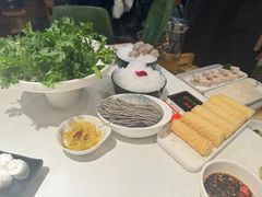 -烹然四季椰子鸡火锅(姚家园万象汇店)