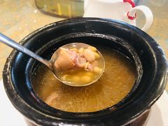 -尚味小厨·瓦罐煨汤