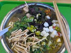 -丽丽三鲜螺蛳粉(田林路店)
