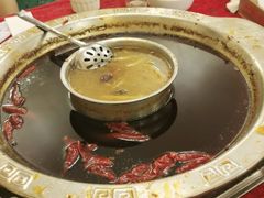 -山城年华老火锅(玉林店)