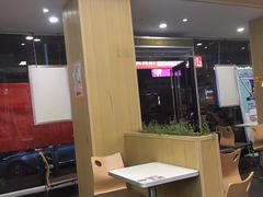 -华莱士·全鸡汉堡(五爱道店)