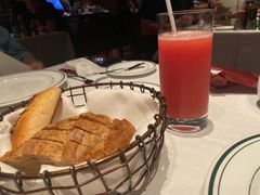 -Wolfgang’s Steakhouse 沃夫冈牛排馆(上海白玉兰广场店)