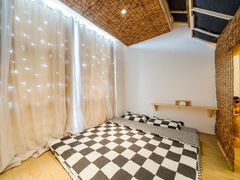 -秘境影院式酒店(苏州平江万达广场店)