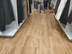 -优衣库(哈尔滨乐松广场店)