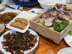 -一群羊手扒肉·火锅·早茶(远东公寓店)