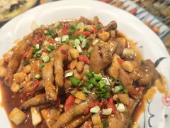 -亿牌牌东北烧烤(怀特店)